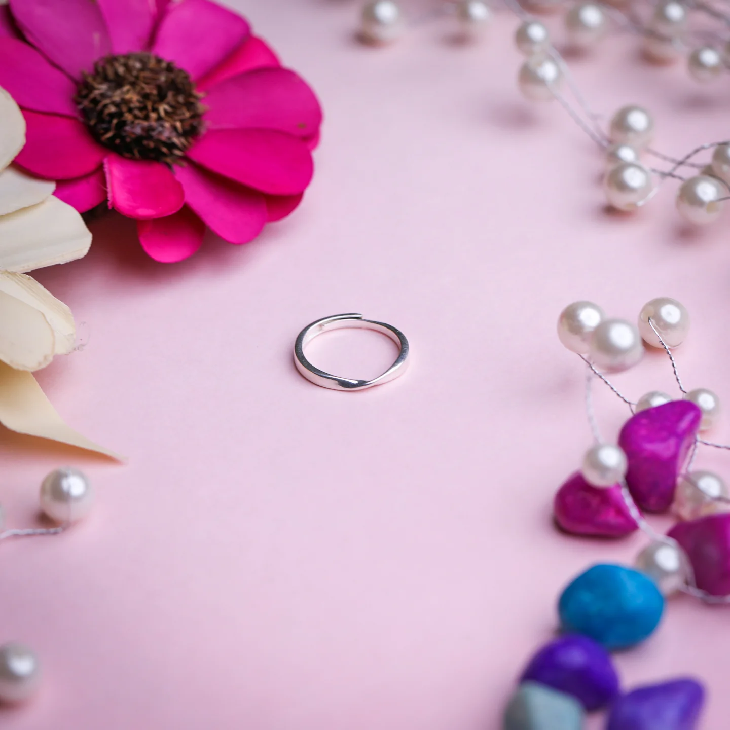 Eternity Promise Mobius Couple Rings - Image 2