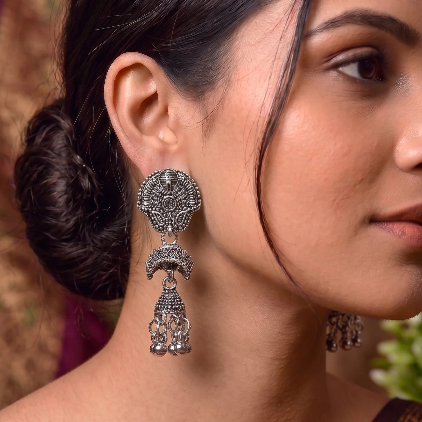 Personalised 12 Jhumka Box with Mirror - Image 9